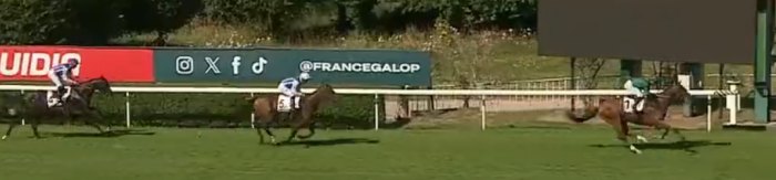 Arrivée du GRAND PRIX DE SAINT-CLOUD 2025 sur l'hippodrome de Saint-Cloud