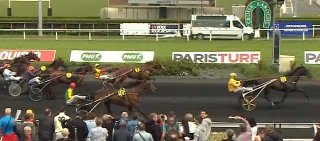Arrivée de la 5ème étape du Grand National du Trot 2022 au Croisé-Laroche