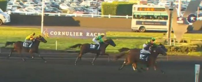 Arrivée du Prix JAG DE BELLOUET 2023 sur l'hippodrome de Paris Vincennes