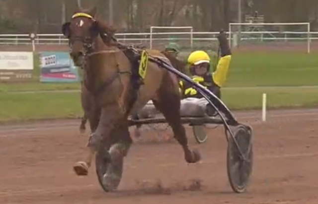 DEFI PIERJI (3 - Léo ABRIVARD) gagnant de la 1ère étape du Grand National du Trot 2020 à AMIENS