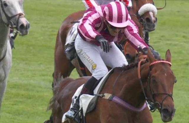 DOCTEUR DU BALLON (Bertrand LESTRADE) vainqueur du GRAND STEEPLE-CHASE DE PARIS 2021 à Auteuil