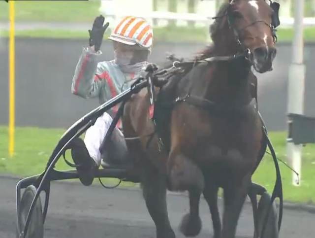 PRIX DE BELGIQUE 2022 et la victoire de FEYDEAU SEVEN drivé par Jean-Michel BAZIRE