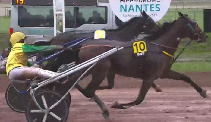 13ème étape du Grand National du Trot 2023 et la victoire d'IDEAL DU POMMEAU drivé par Matthieu ABRIVARD sur l'hippodrome de Nantes