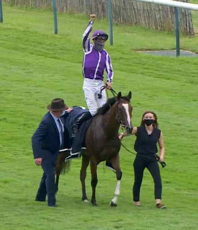 Ioritz MENDIZABAL jockey du vainqueur du PRIX DE DIANE 2021 sur l'hippodrome de Chantilly