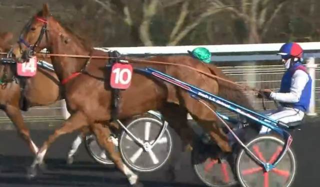 JUST LOVE YOU drivé par Alexandre ABRIVAR remporte le Prix Ourasi 2023 (GI)