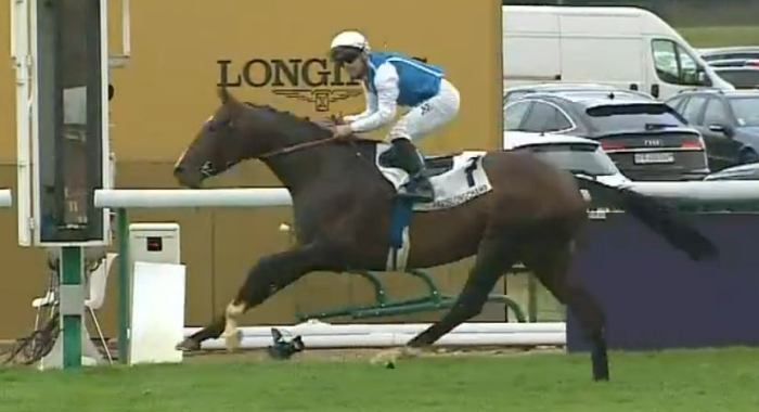 SOSIE (Maxime GUYON) gagnant du GRAND PRIX DE PARIS 2024 sur l'hippodrome de Longchamp