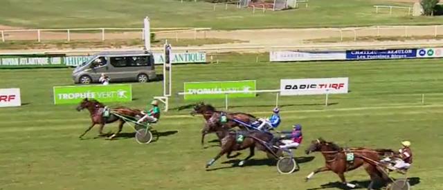 BAXTER DU KLAU (Jean-Michel BAZIRE) vainqueur de la 10ème étape du Trophée Vert 2017 à ROYAN LA PALMYRE