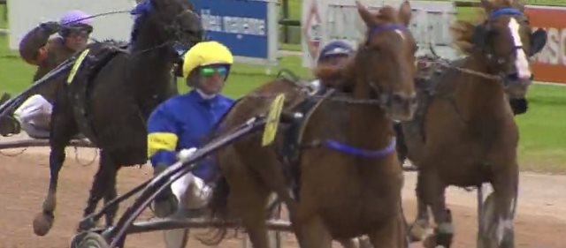 BELINA JOSSELYN gagnant de la 6ème étape du Grand National du Trot 2016 à LAVAL
