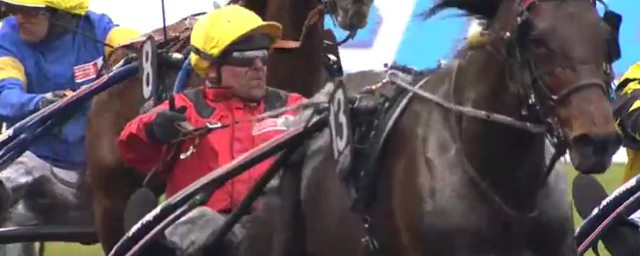 BOLD EAGLE vainqueur du Grand Prix de France 2017 à Vincennes gagne la Triple Couronne